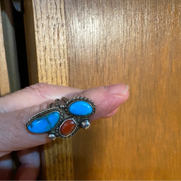 Turquoise / Coral Ring I bought in the 70’s - Picture 7 of 8